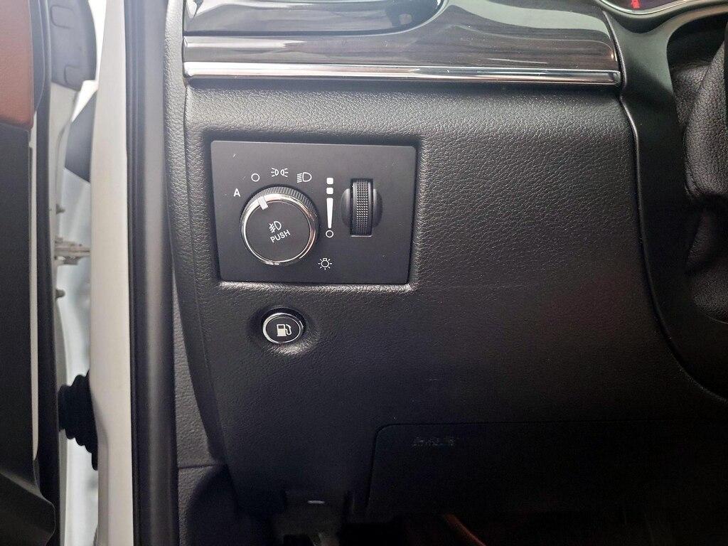 used 2021 Jeep Grand Cherokee car, priced at $30,998