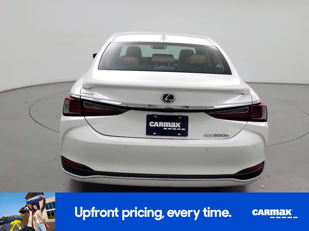 used 2022 Lexus ES 300h car, priced at $41,998