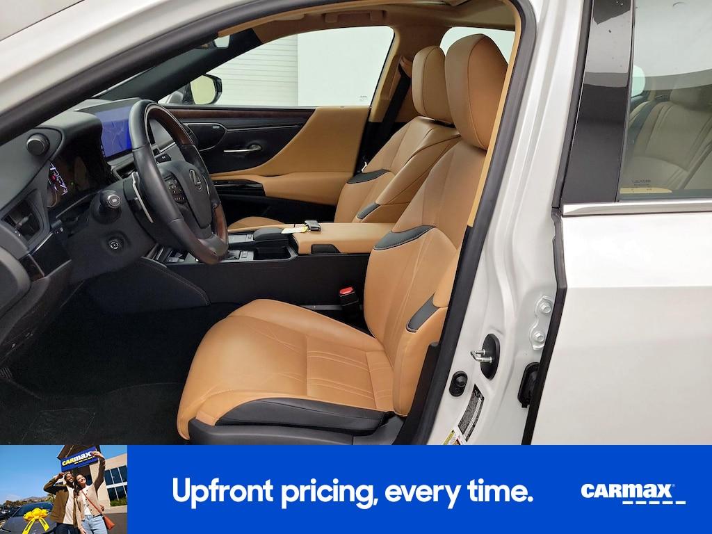 used 2022 Lexus ES 300h car, priced at $41,998