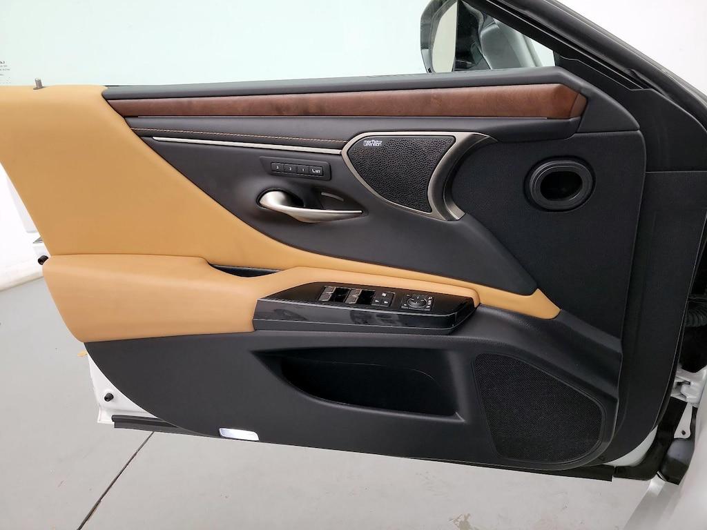 used 2022 Lexus ES 300h car, priced at $41,998