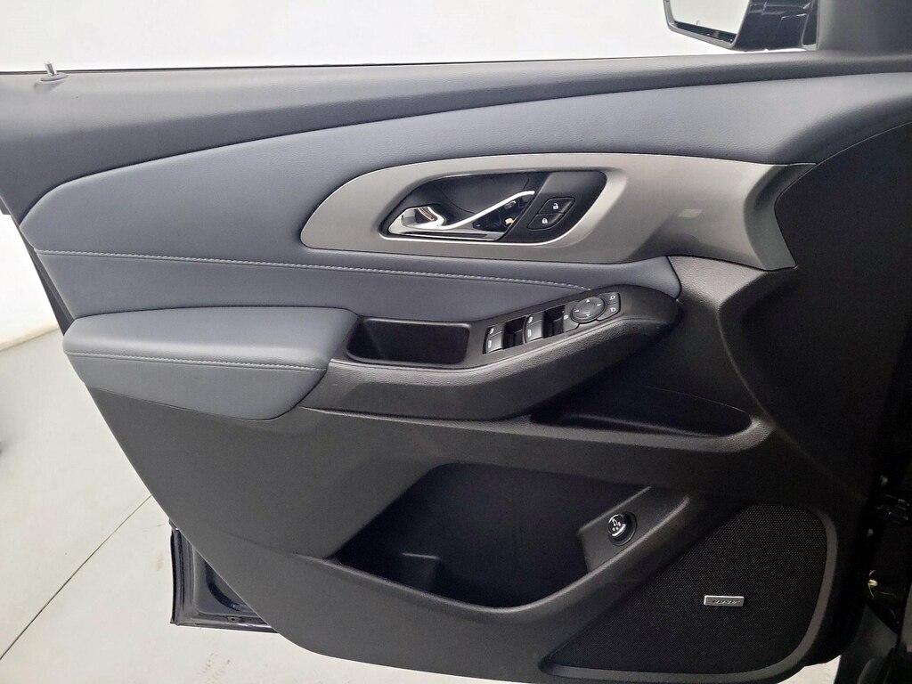 used 2020 Chevrolet Traverse car, priced at $28,998