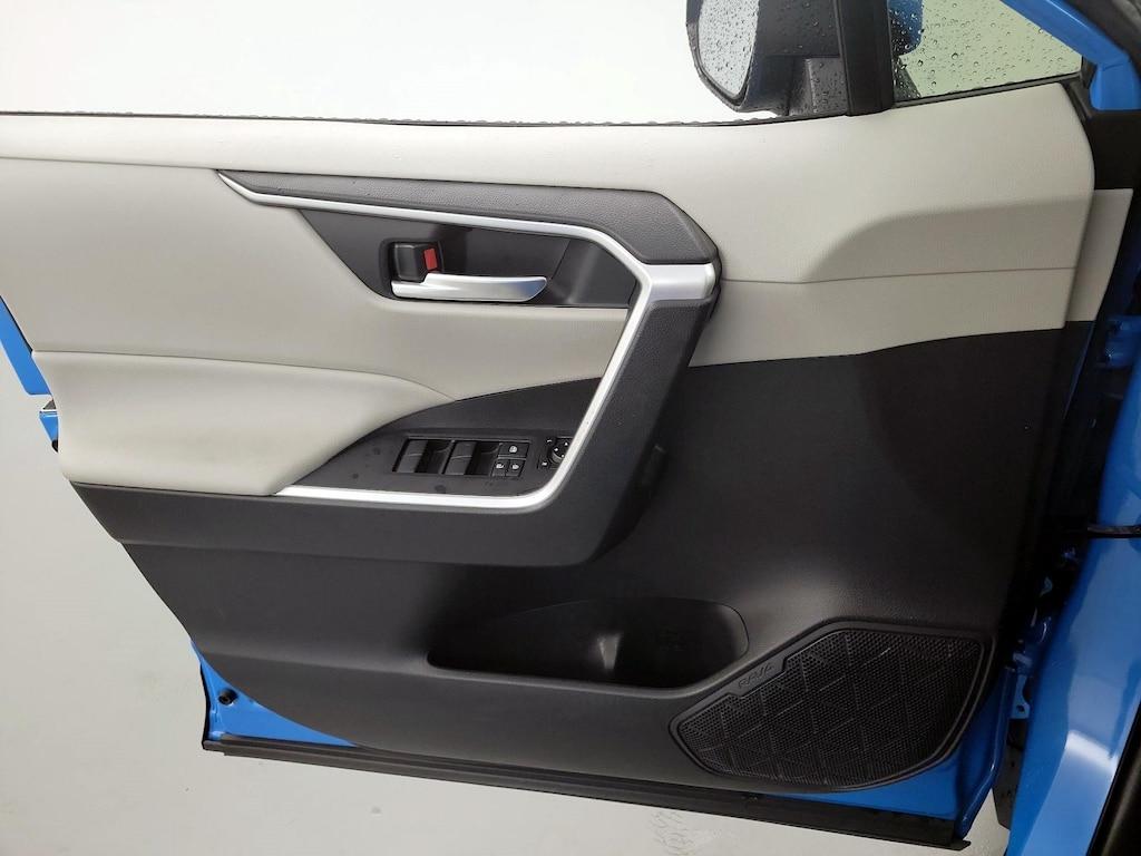 used 2019 Toyota RAV4 car, priced at $26,998