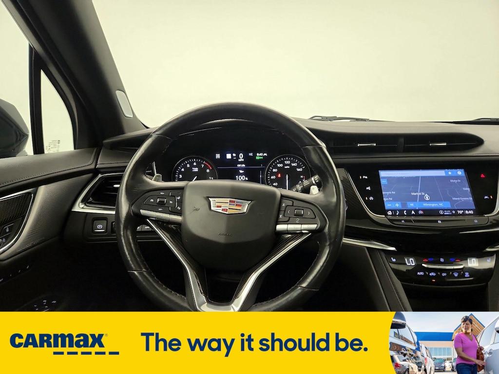 used 2021 Cadillac XT6 car, priced at $36,998