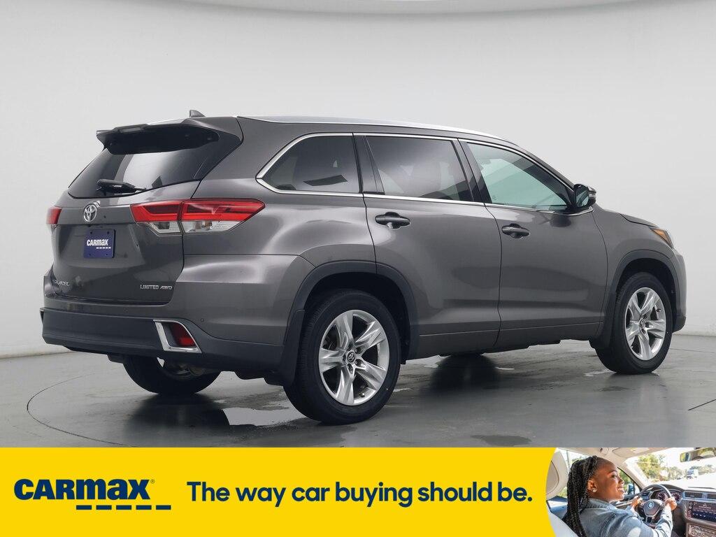 used 2018 Toyota Highlander car, priced at $31,998