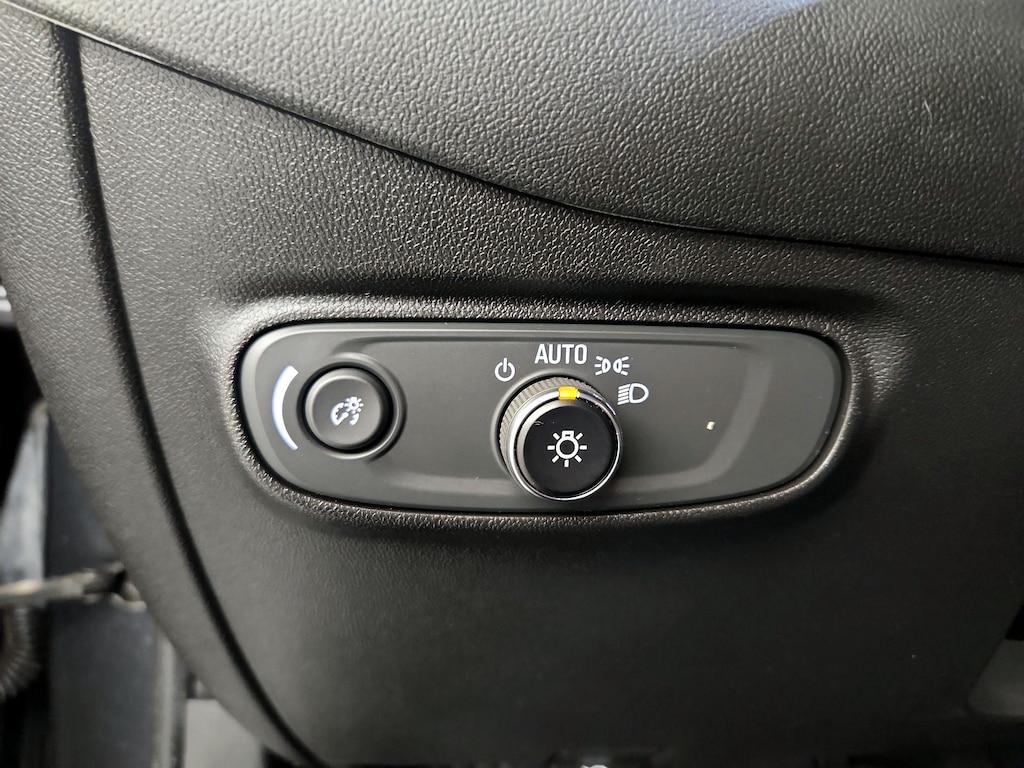 used 2022 Chevrolet Equinox car, priced at $19,998