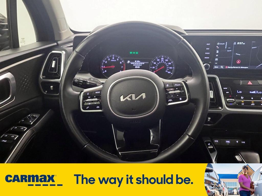 used 2022 Kia Sorento car, priced at $30,998