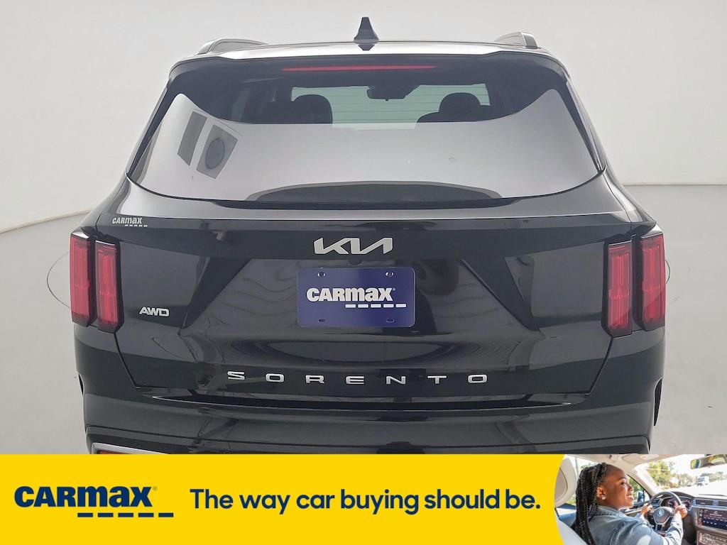 used 2022 Kia Sorento car, priced at $30,998