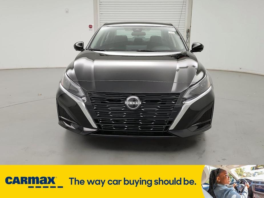 used 2023 Nissan Altima car, priced at $24,998