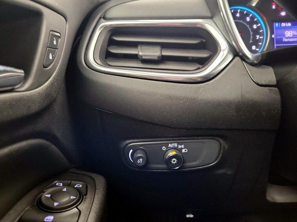 used 2022 Chevrolet Equinox car, priced at $22,998