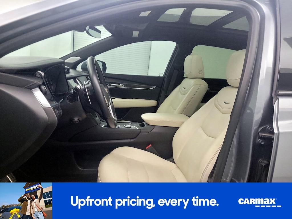 used 2021 Cadillac XT5 car, priced at $28,998