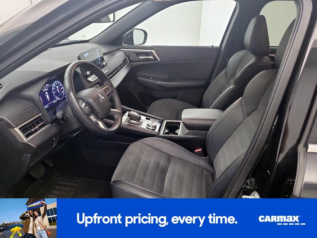 used 2024 Mitsubishi Outlander car, priced at $25,998