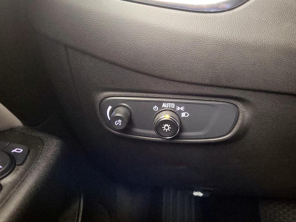 used 2024 Chevrolet Equinox car, priced at $22,998