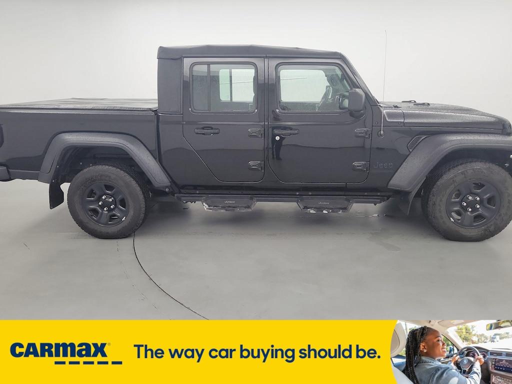 used 2021 Jeep Gladiator car, priced at $27,998