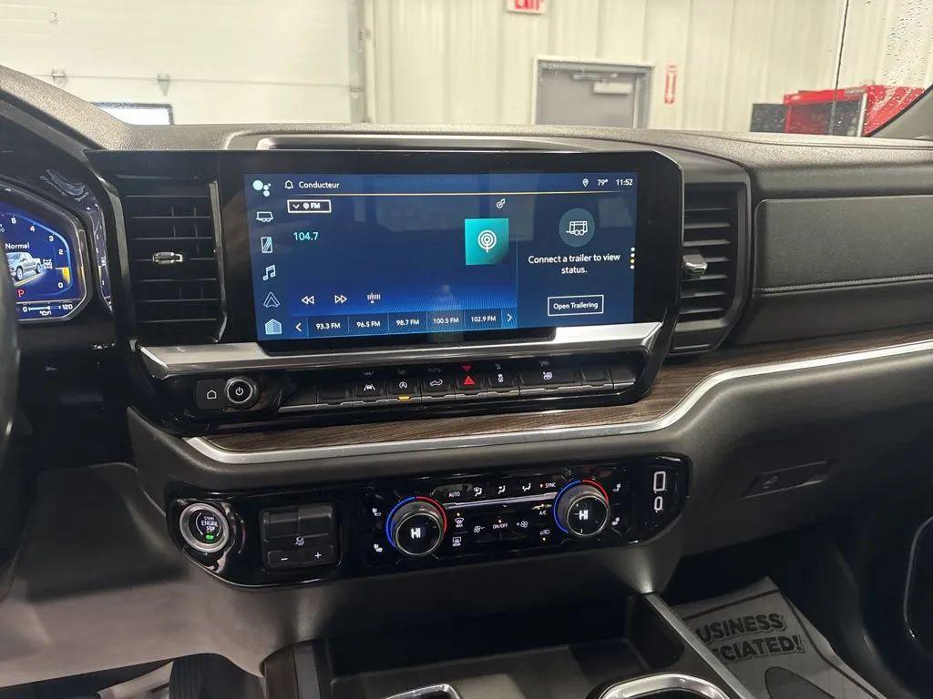 used 2022 Chevrolet Silverado 1500 car, priced at $41,995