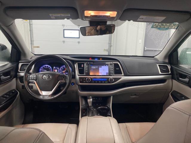 used 2018 Toyota Highlander car, priced at $24,995