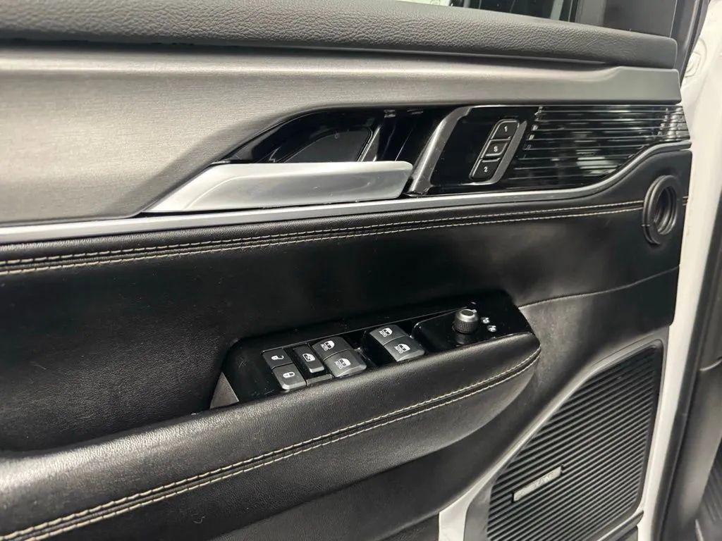 used 2024 Jeep Wagoneer car, priced at $55,888