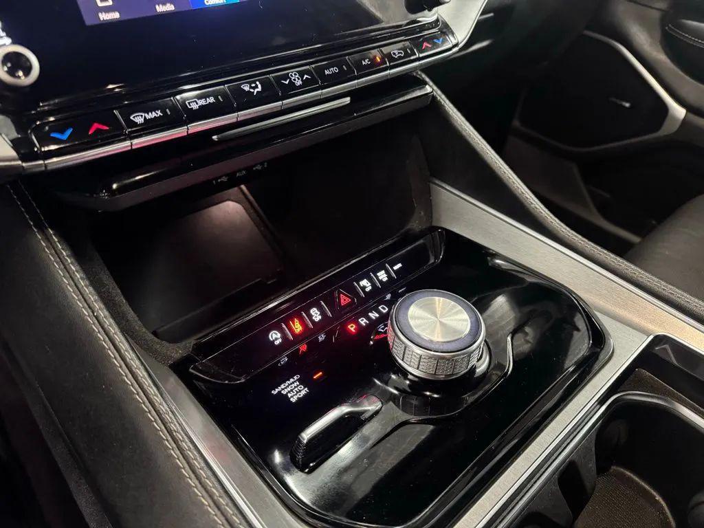 used 2024 Jeep Wagoneer car, priced at $54,995