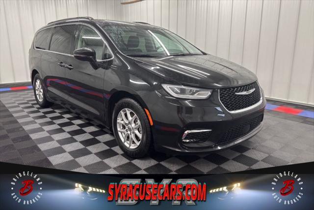 used 2022 Chrysler Pacifica car, priced at $23,895