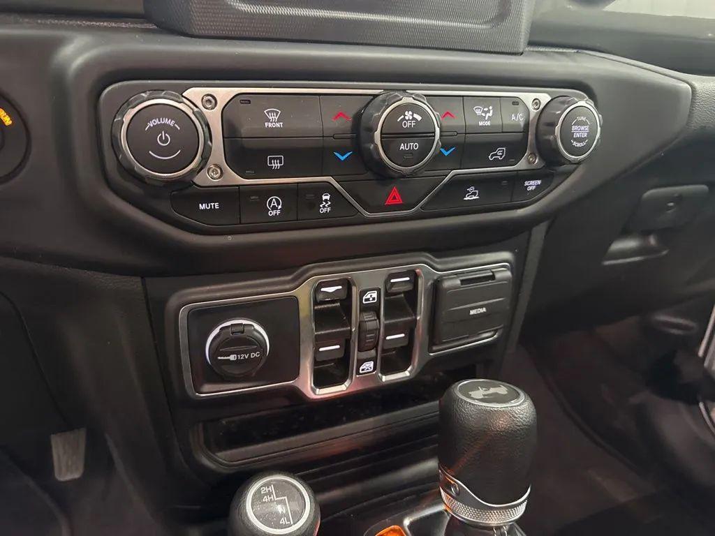 used 2021 Jeep Wrangler Unlimited car, priced at $35,888