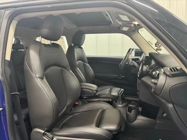 used 2021 MINI Hardtop car, priced at $22,995