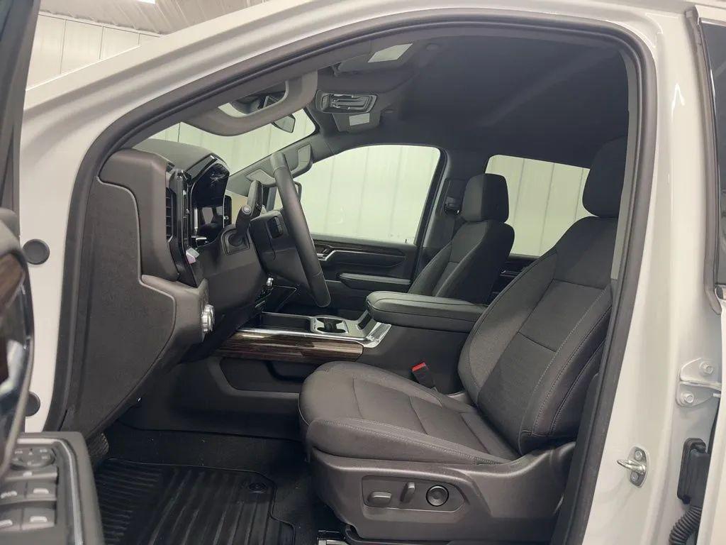 used 2024 GMC Sierra 2500 car, priced at $63,444