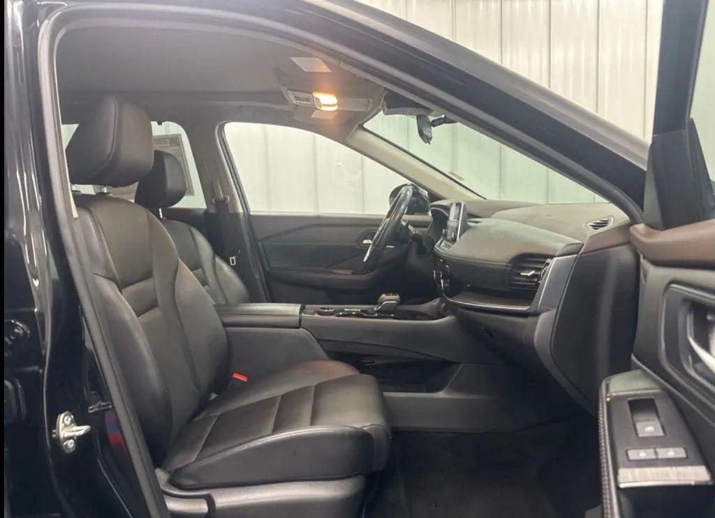 used 2023 Nissan Rogue car, priced at $25,555