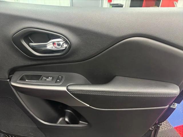 used 2022 Jeep Cherokee car, priced at $26,975