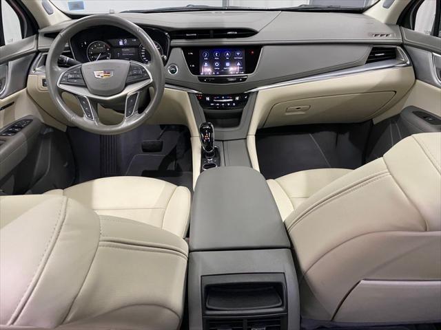 used 2023 Cadillac XT5 car, priced at $34,225