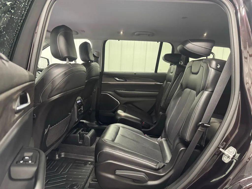 used 2022 Jeep Grand Cherokee L car, priced at $35,995
