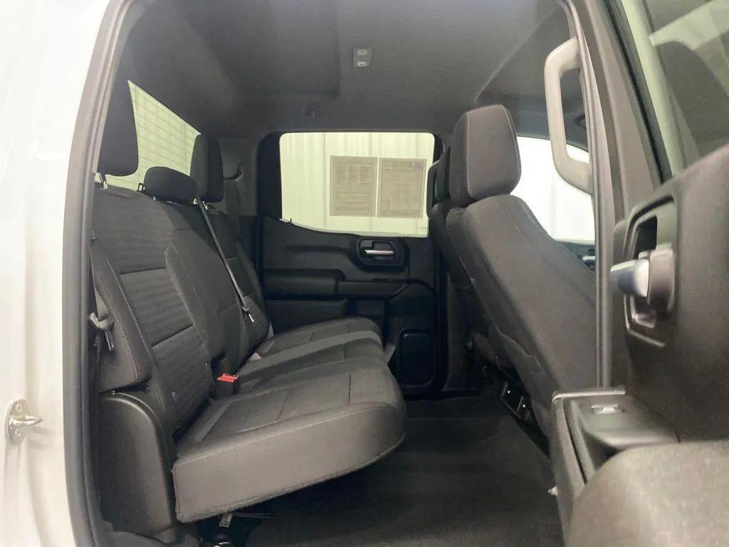 used 2022 Chevrolet Silverado 1500 car, priced at $31,999