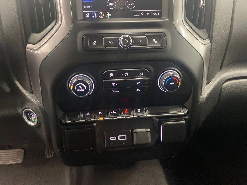 used 2022 Chevrolet Silverado 1500 car, priced at $31,999