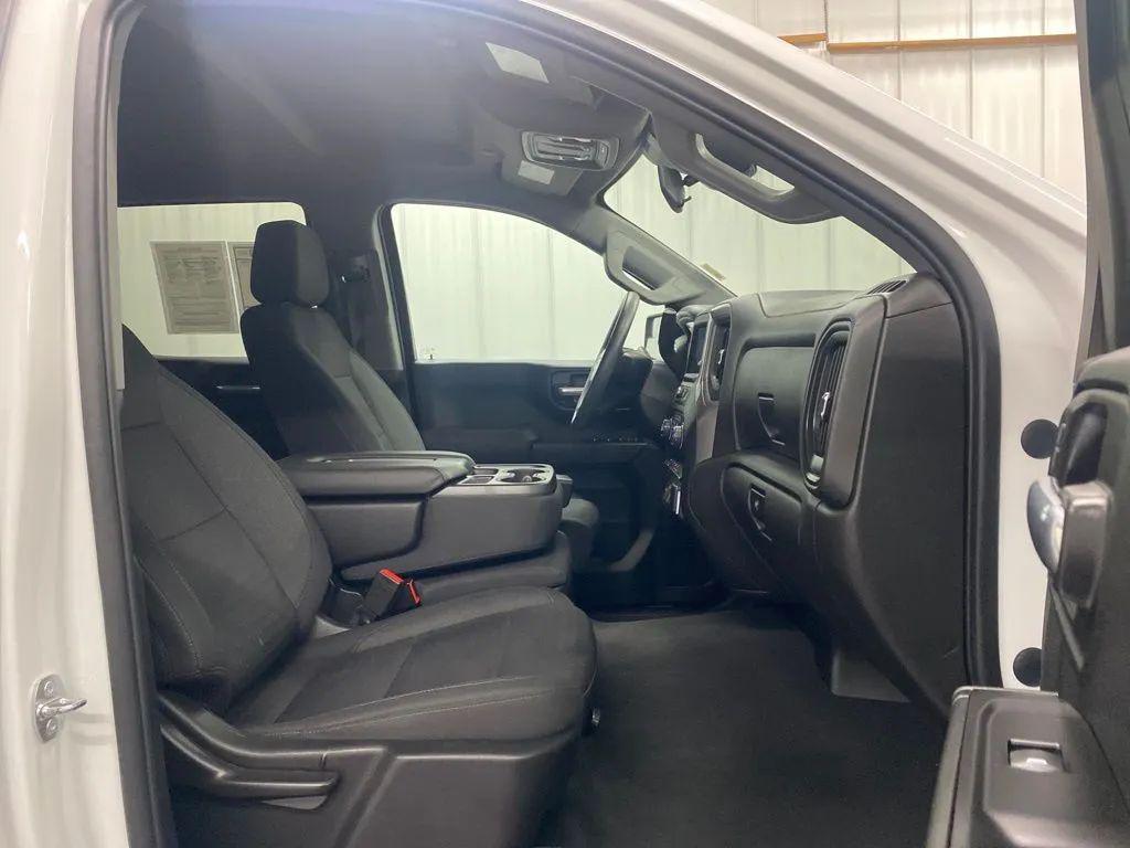 used 2022 Chevrolet Silverado 1500 car, priced at $31,999