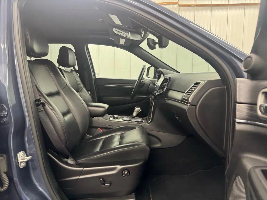 used 2020 Jeep Grand Cherokee car, priced at $26,894