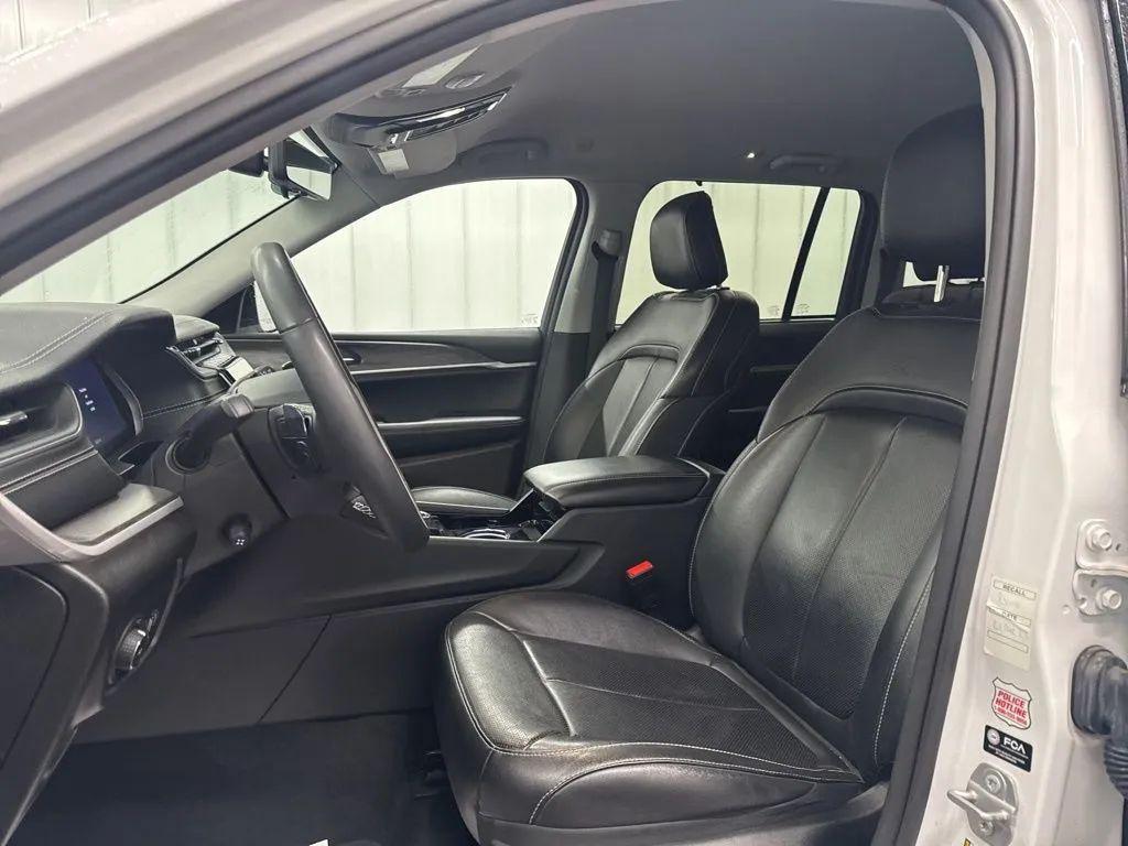 used 2023 Jeep Grand Cherokee car, priced at $30,755