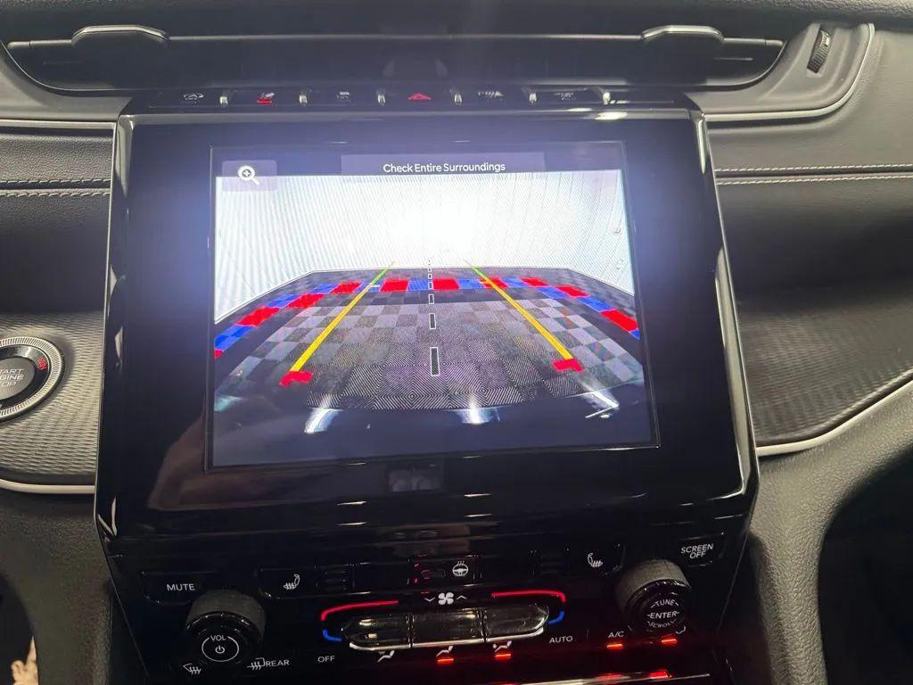 used 2023 Jeep Grand Cherokee car, priced at $31,995