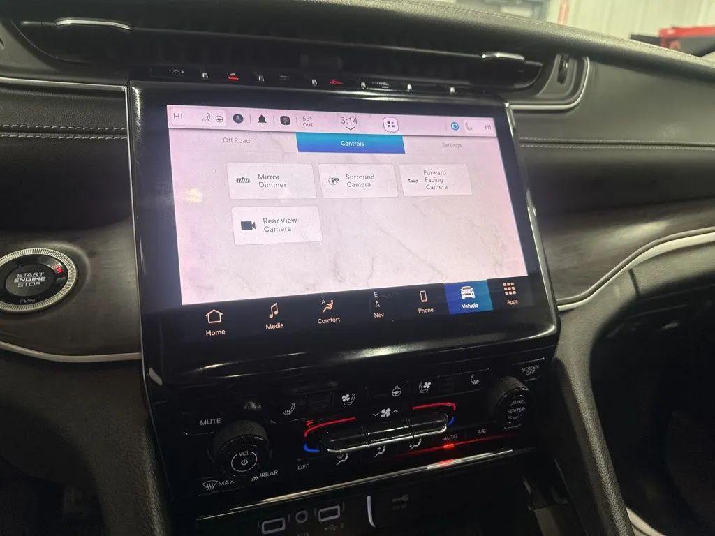 used 2023 Jeep Grand Cherokee car, priced at $30,777