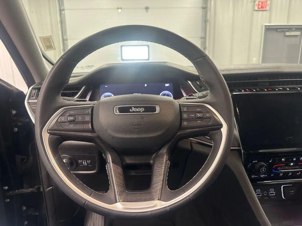 used 2023 Jeep Grand Cherokee car, priced at $30,777