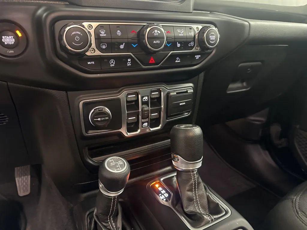 used 2021 Jeep Wrangler Unlimited car, priced at $33,444