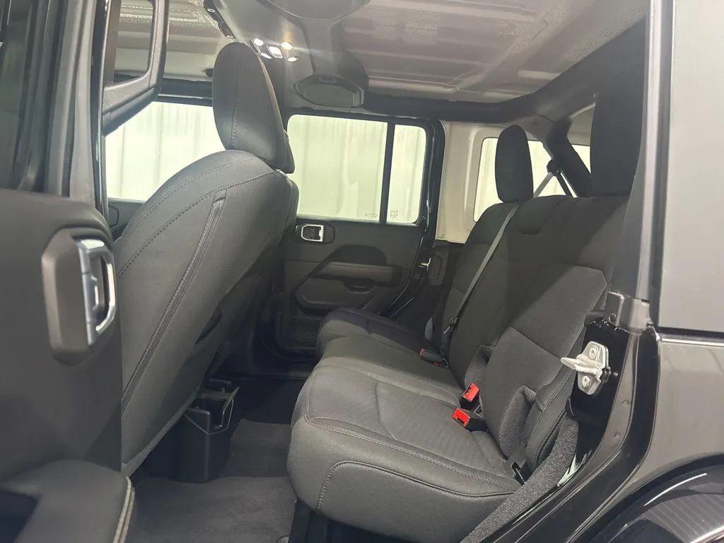 used 2021 Jeep Wrangler Unlimited car, priced at $33,444