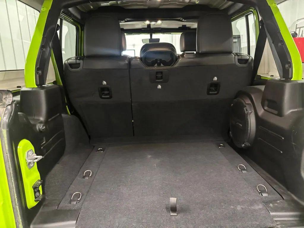 used 2021 Jeep Wrangler Unlimited car, priced at $38,888