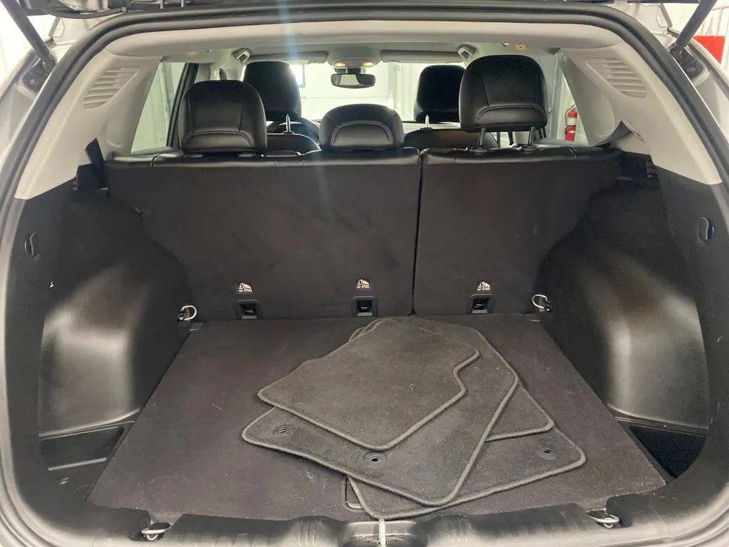 used 2022 Jeep Compass car, priced at $22,333