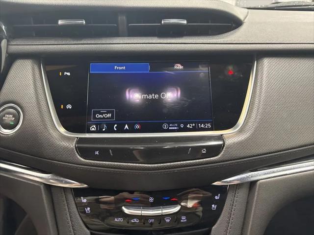 used 2023 Cadillac XT5 car, priced at $28,955
