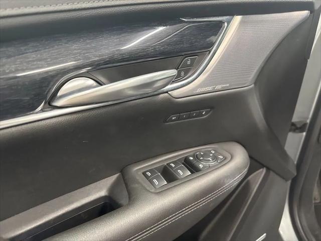 used 2023 Cadillac XT5 car, priced at $28,955
