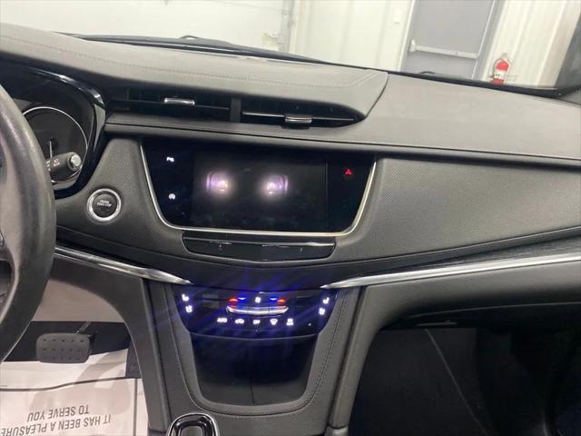 used 2021 Cadillac XT5 car, priced at $35,555