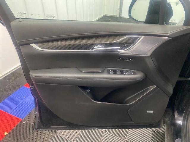 used 2020 Cadillac XT6 car, priced at $29,675