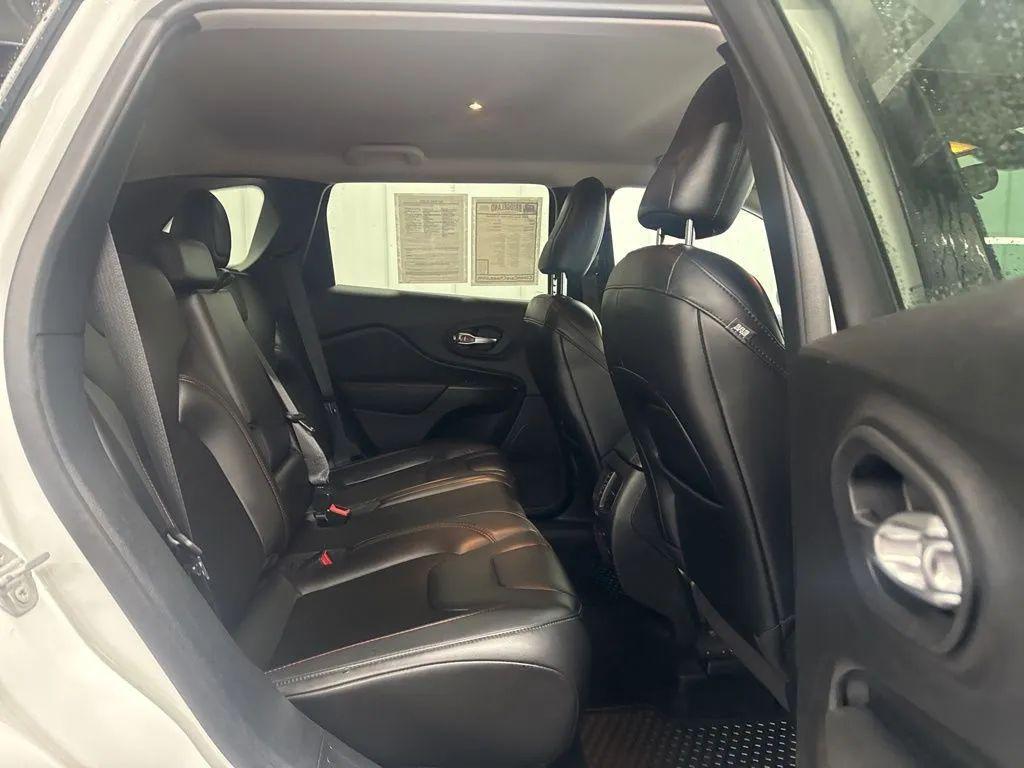 used 2020 Jeep Cherokee car, priced at $22,995