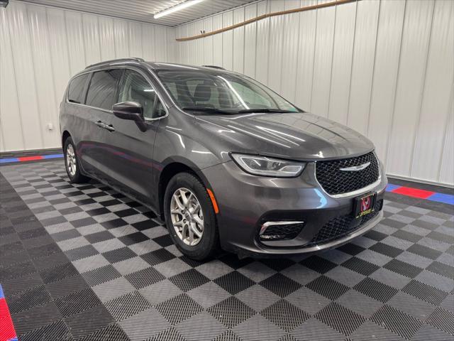 used 2022 Chrysler Pacifica car, priced at $23,325