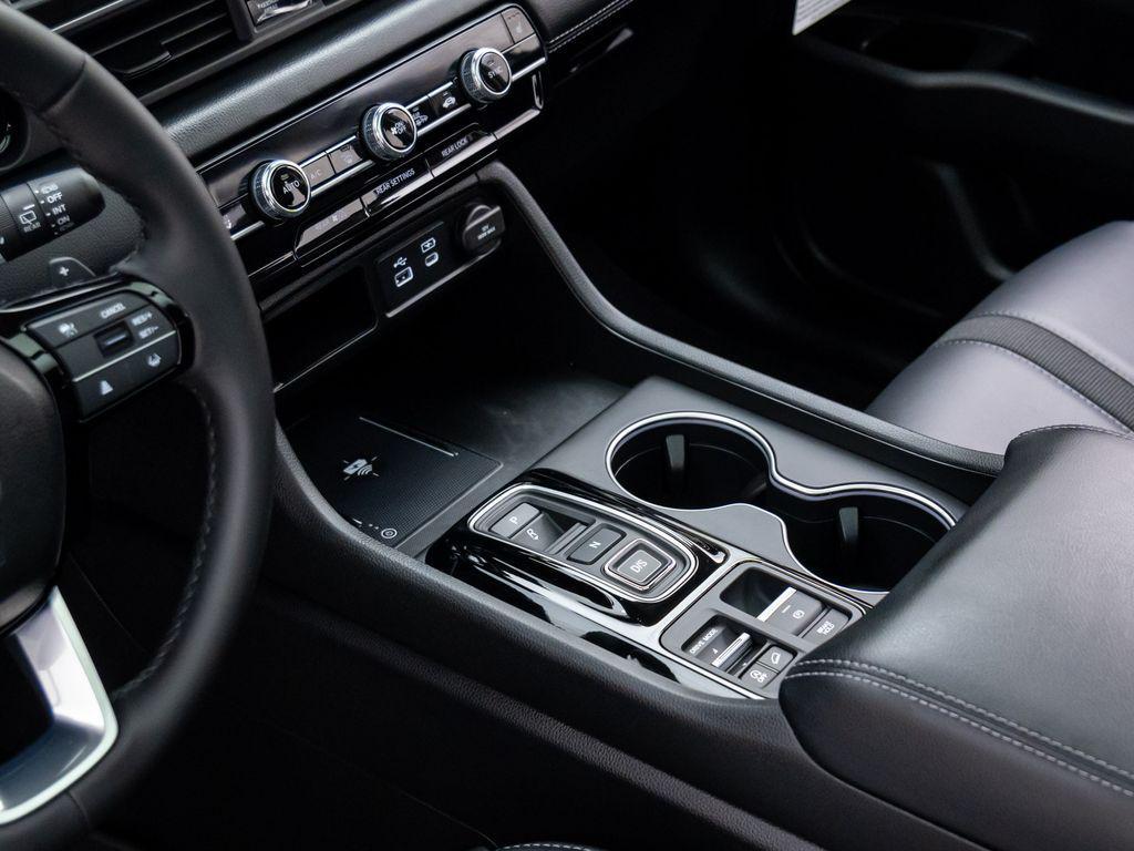 new 2025 Honda Pilot car, priced at $49,095