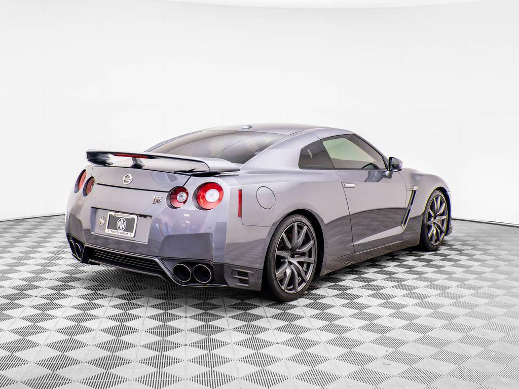 used 2014 Nissan GT-R car, priced at $89,895