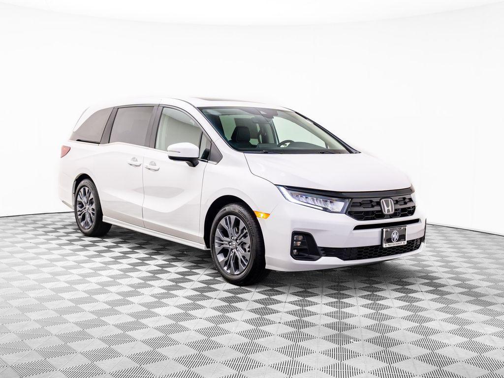 new 2026 Honda Odyssey car, priced at $49,445